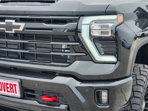 New 2026 Chevrolet Silverado 2500 LTZ w/ Trail Boss Package AWD/4WD image 7