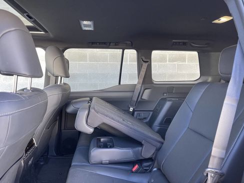 Used 2025 Lexus GX 550 image 9