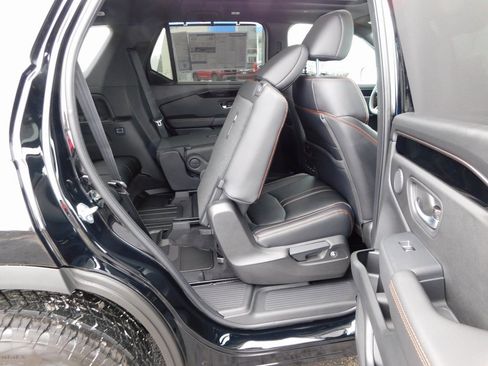 New 2026 Honda Pilot TrailSport image 34