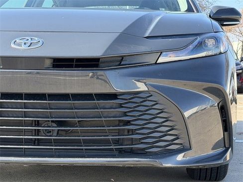 Certified 2025 Toyota Camry LE image 9