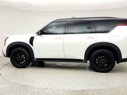 Used 2025 Nissan Armada PRO-4X w/ Pro-4X Premium Package AWD/4WD image 8