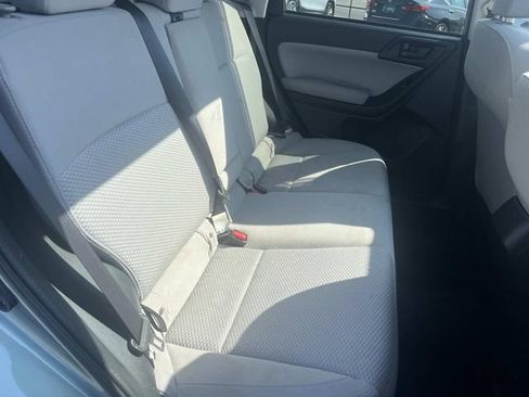 Used 2018 Subaru Forester 2.5i Premium AWD/4WD image 19