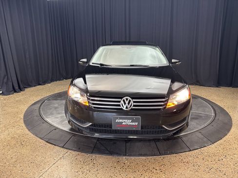 Used 2012 Volkswagen Passat 2.5 SE FWD image 9