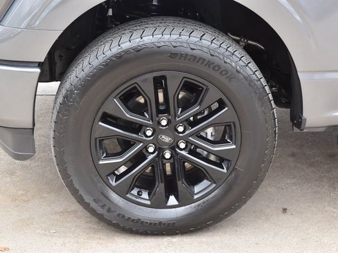 Certified 2025 Ford F150 Lariat w/ Equipment Group 501A Mid image 40