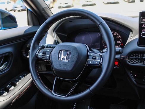 Certified 2026 Honda HR-V Sport image 17