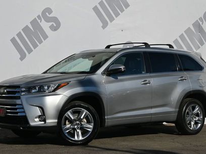 Used 2017 Toyota Highlander Limited