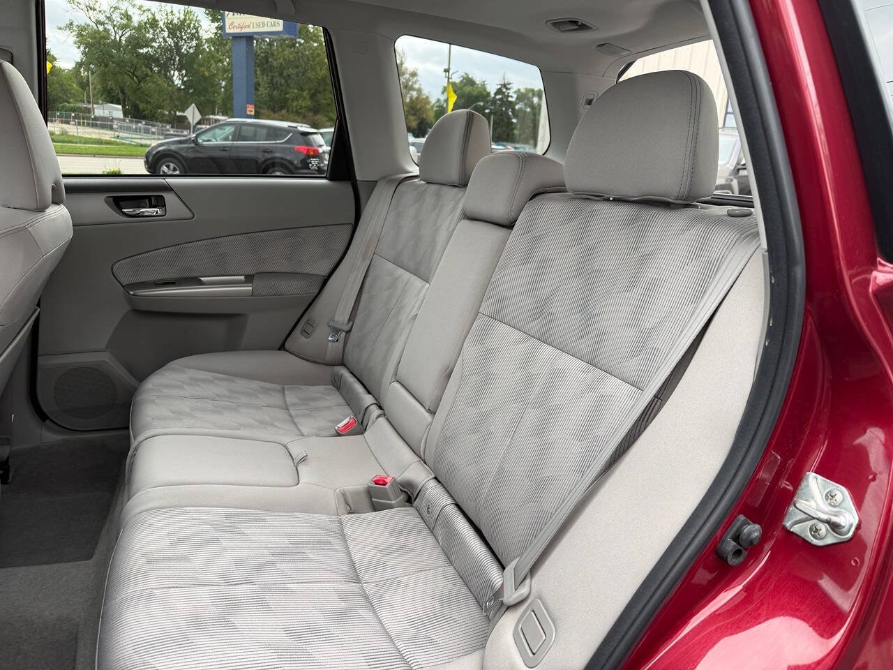 Used 2010 Subaru Forester 2.5X Premium AWD/4WD image 26