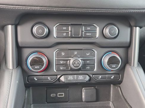 Used 2023 Chevrolet Tahoe LT AWD/4WD image 26