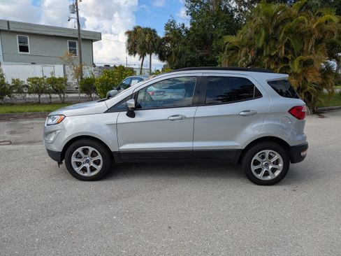 Used 2021 Ford EcoSport SE w/ SE Convenience Package FWD image 7