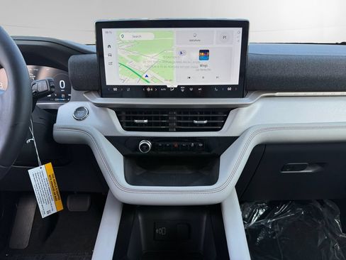 New 2026 Ford Explorer Active w/ Active Comfort Package RWD image 11