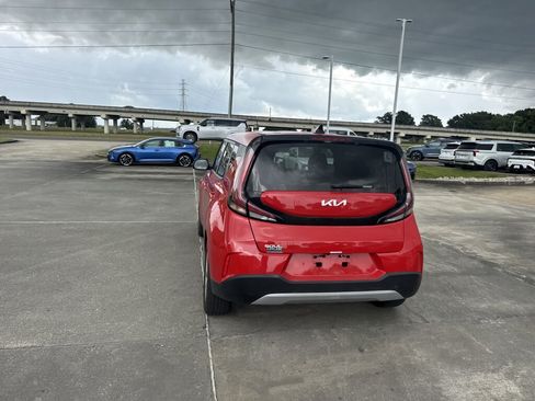 Certified 2024 Kia Soul LX w/ Option Group 015 FWD image 22