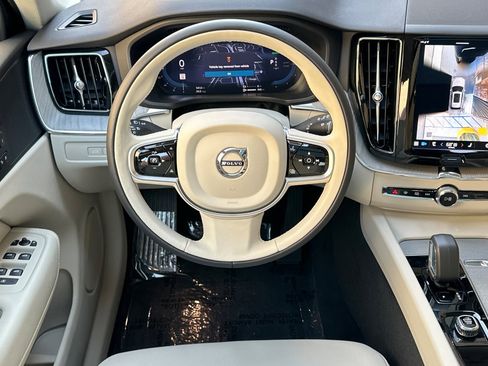 Certified 2025 Volvo XC60 T8 Plus w/ Protection Package Premier image 15
