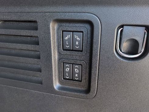 New 2026 Chevrolet Traverse High Country w/ LPO, Floor Liner Package image 12