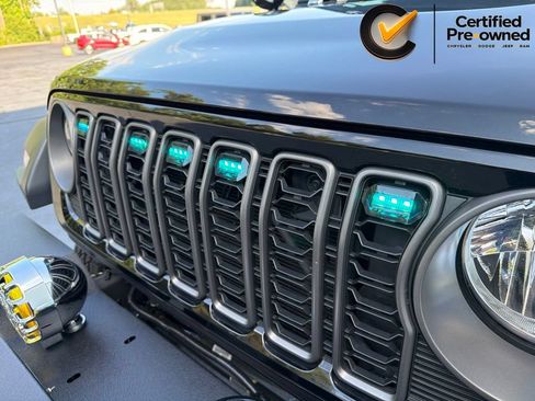 Certified 2025 Jeep Wrangler Sport AWD/4WD image 76