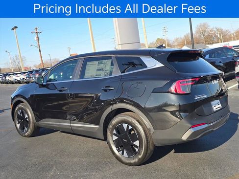 New 2026 Kia Sportage LX FWD image 5