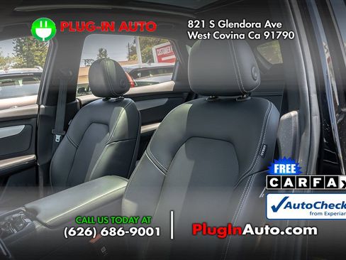 Used 2023 VinFast VF 8 Plus image 6