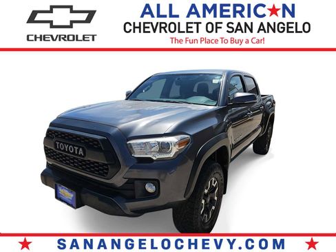 Used 2017 Toyota Tacoma TRD Off-Road AWD/4WD image 1