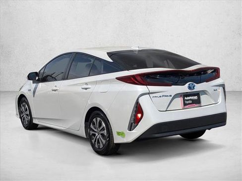 Certified 2022 Toyota Prius Prime XLE image 8