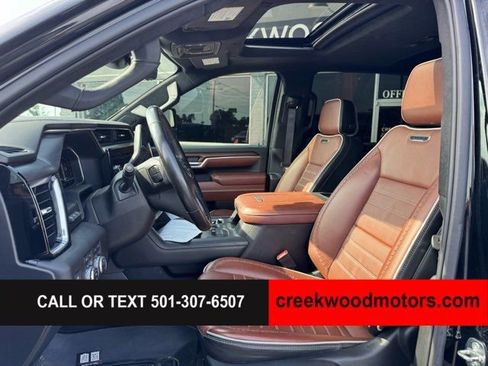 Used 2024 GMC Sierra 2500 Denali Ultimate AWD/4WD image 9