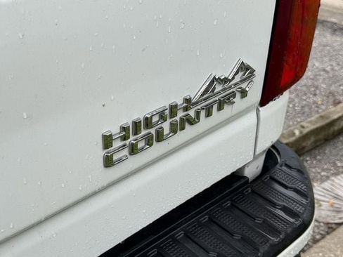 Used 2022 Chevrolet Silverado 3500 High Country AWD/4WD image 13