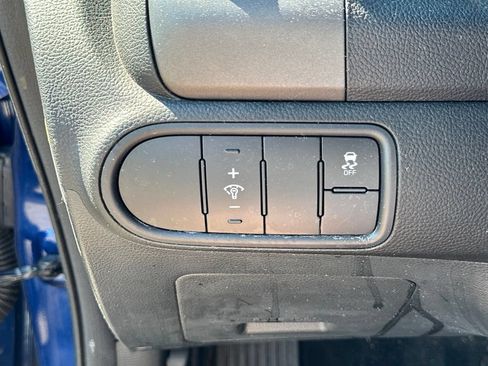 Used 2018 Kia Forte LX FWD image 17
