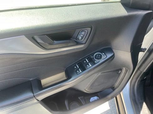 Used 2023 Ford Escape Active w/ Tech Pack #1 FWD image 18