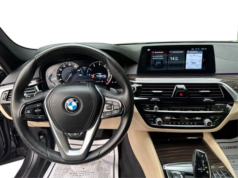 Used 2017 BMW 540i xDrive AWD/4WD image 26