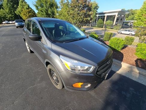 Used 2017 Ford Escape S FWD image 8
