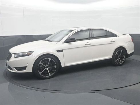 Used 2016 Ford Taurus SHO w/ Equipment Group 401A image 4