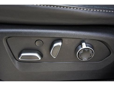 Used 2023 Cadillac Escalade ESV Sport Platinum w/ LPO, Floor Liner Package AWD/4WD image 29