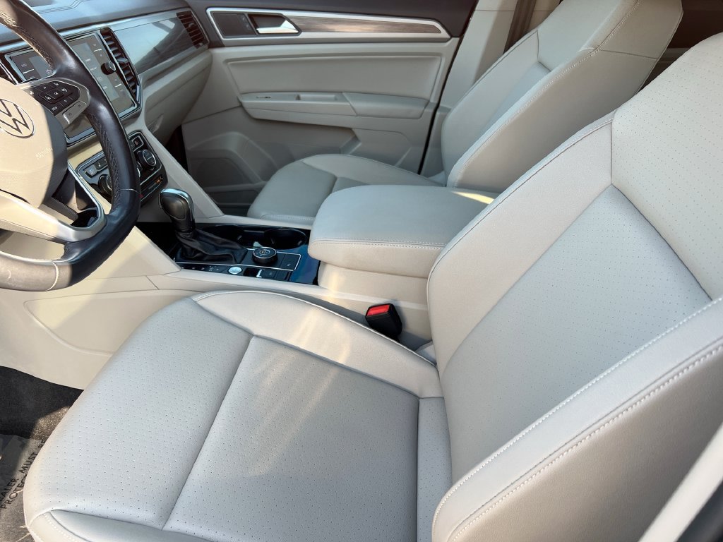 Used 2021 Volkswagen Atlas SEL AWD/4WD image 42