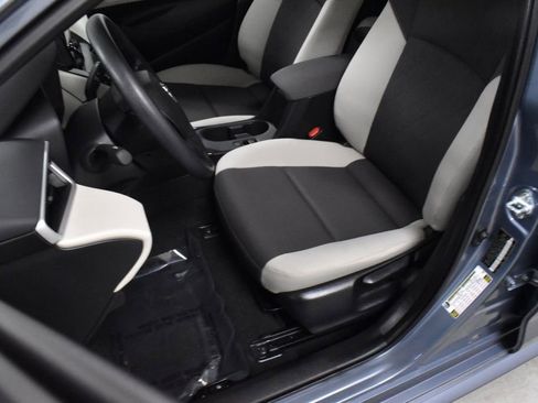 Certified 2025 Toyota Corolla LE image 13