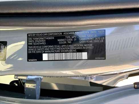 New 2026 Volvo XC60 B5 Ultra w/ Protection Package Premier image 36