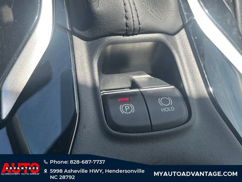 Used 2019 Toyota Corolla SE FWD image 17