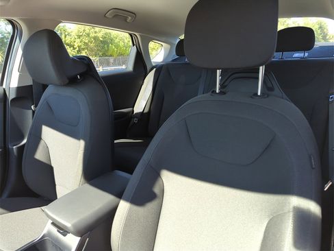 New 2026 Kia K4 LXS image 21