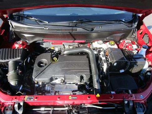 Used 2023 Chevrolet Equinox RS image 9