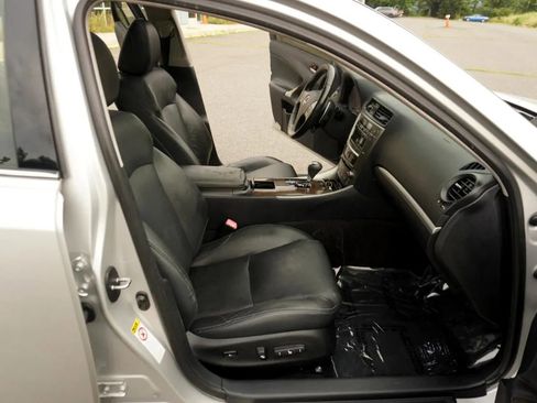 Used 2011 Lexus IS 250 AWD image 12