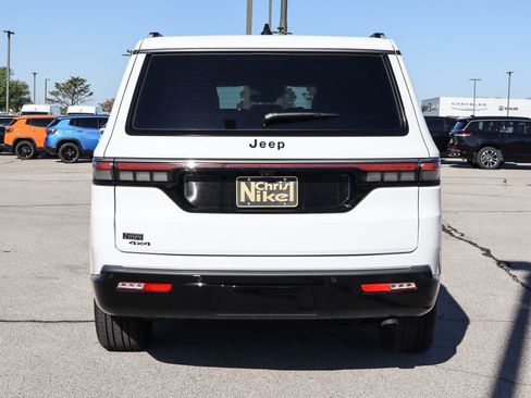 New 2026 Jeep Grand Wagoneer Limited w/ HD Trailer Tow Package AWD/4WD image 6