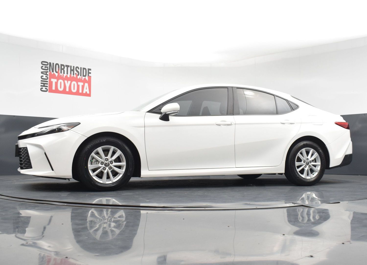 Used 2025 Toyota Camry LE w/ Convenience Package FWD image 26