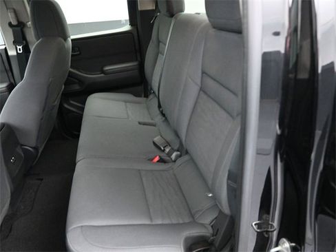 Used 2024 Nissan Frontier S image 24