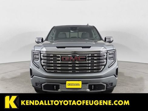 Used 2025 GMC Sierra 1500 Denali AWD/4WD image 8