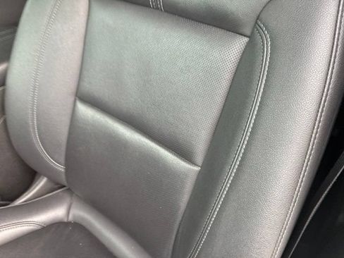 Used 2021 Chevrolet Blazer LT FWD image 13