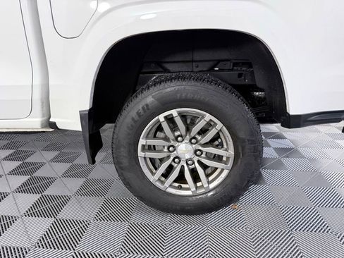 Used 2023 Chevrolet Colorado LT w/ LT Convenience Package II image 28