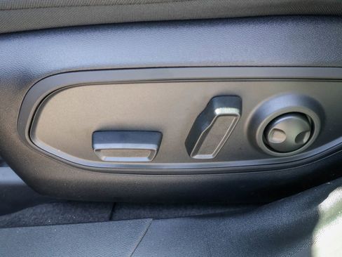 New 2026 Jeep Cherokee Laredo AWD/4WD image 6