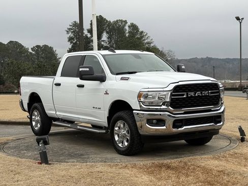 Used 2024 RAM 2500 Big Horn image 9