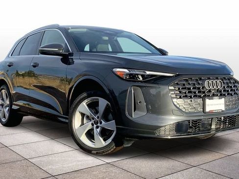 New 2025 Audi Q5 Prestige image 2