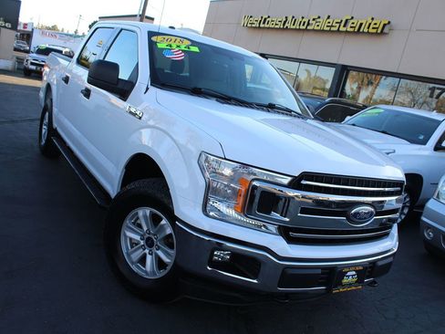 Used 2018 Ford F150 XLT w/ Trailer Tow Package image 35