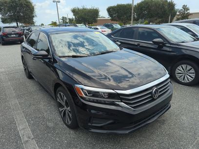 Used 2022 Volkswagen Passat 2.0T SE