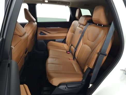 Used 2023 INFINITI QX60 Sensory w/ Vision Package AWD/4WD image 38