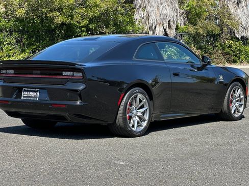 New 2024 Dodge Charger R/T Scat Pack w/ Plus Group image 3